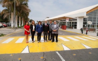 Ministro Fontaine anuncia ampliación y mejoramiento del aeropuerto de Chacalluta