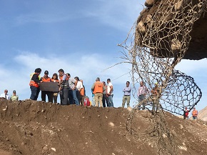 Ministro (s) Lucas Palacios inspecciona en terreno labores de despeje para habilitar conectividad en Región de Arica y Parinacota