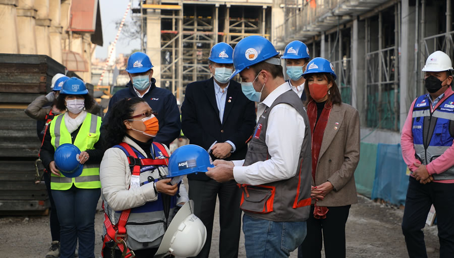 Lanzan portal web “Mujeres en Obra” para aumentar participación en la construcción
