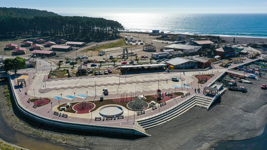 Ministro Moreno tras inaugurar borde costero en Curanipe: “Este proyecto va a cambiar la relación con el mar y significará una importante reactivación para el turismo”