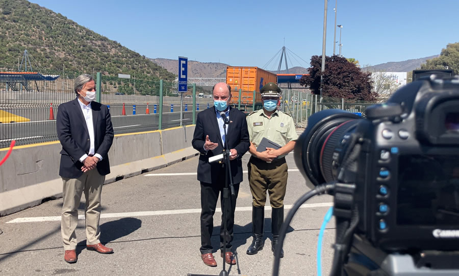 Ministro Moreno por plan de contingencia en carreteras: “Este fin de semana largo esperamos 417 mil vehículos saliendo de la RM”