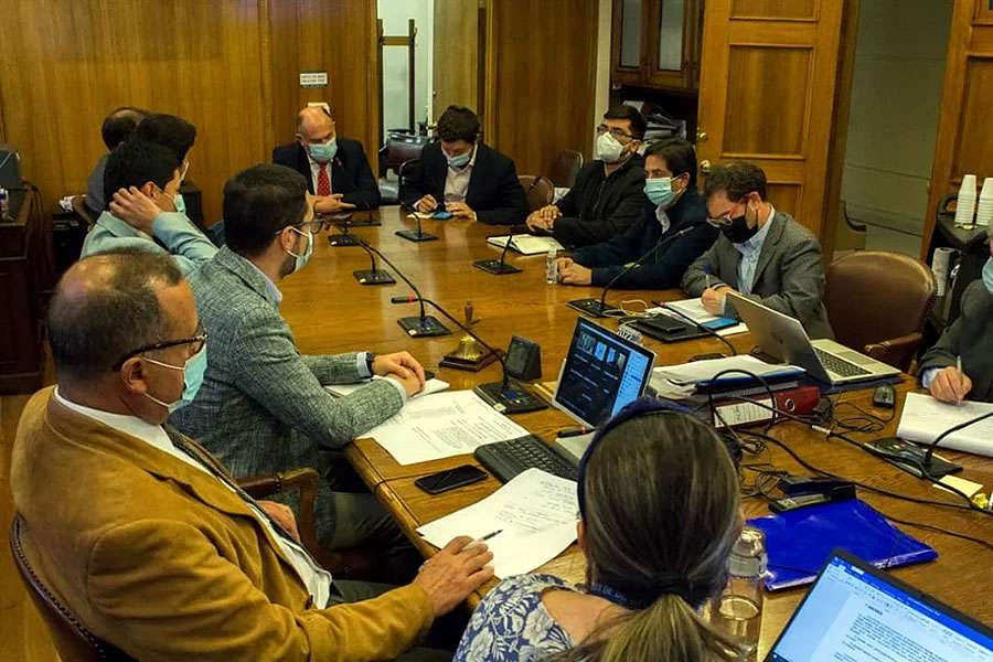 Ministro Juan Carlos García expuso principales ejes de su gestión en Comisión de Obras Públicas de la Cámara de Diputados