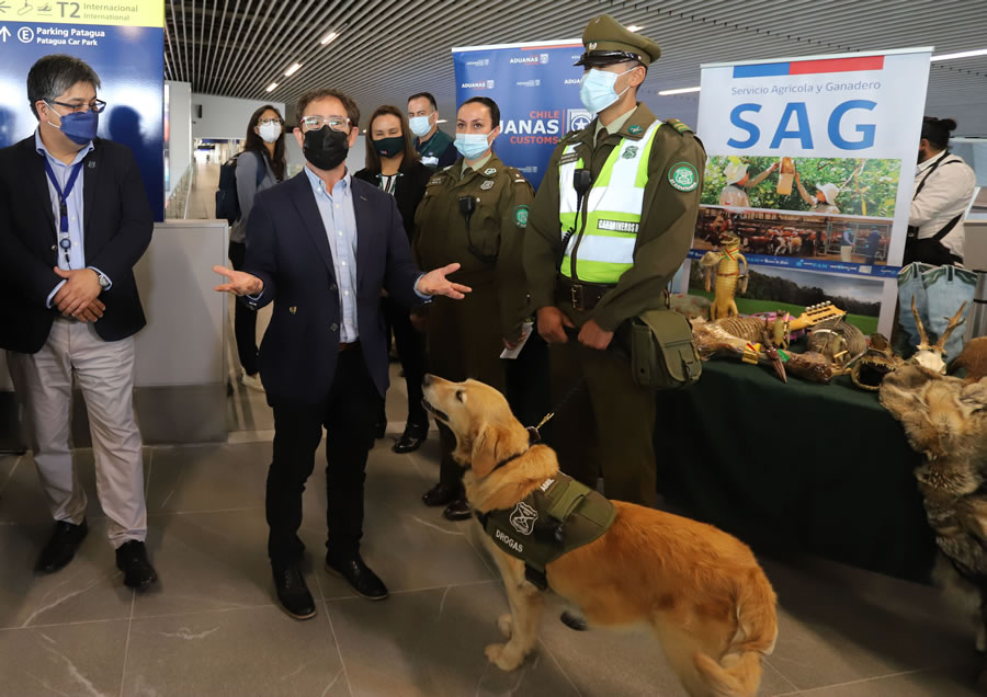 	Ministro García da a conocer plan de contingencia en AMB ante salida de 200 mil pasajeros por Semana Santa
