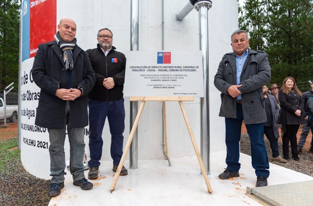 Subsecretario inaugura obra que lleva agua potable por primera vez a poblados en sector de Pichilemu e inspecciona los avances de la ruta 90