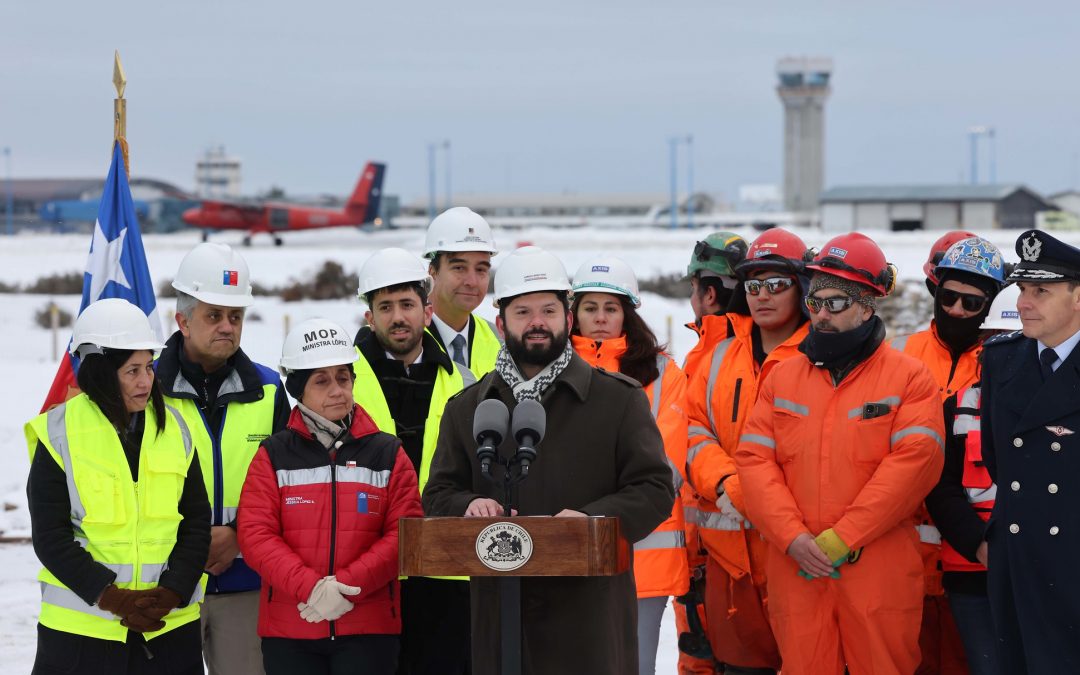El Presidente de la República, Gabriel Boric Font, anuncia anticipo en las obras de ampliación del Aeropuerto Presidente Ibáñez de Punta Arenas