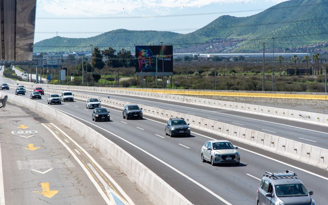 MOP proyecta que más de 460.000 vehículos saldrán de Santiago este fin de semana con interferiado del jueves 15 de agosto