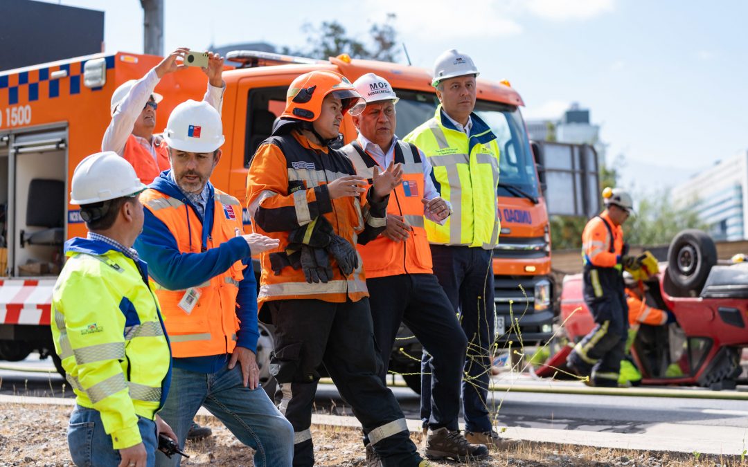MOP Y TÚNEL SAN CRISTÓBAL REALIZAN SIMULACRO POR  CHOQUE MÚLTIPLE QUE PUSO A PRUEBA A EQUIPOS DE EMERGENCIA
