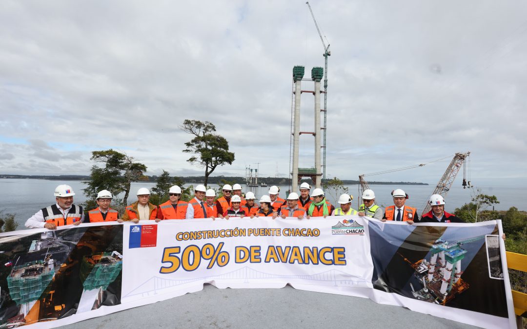Ministra López anuncia 50% de avance en Puente Chacao