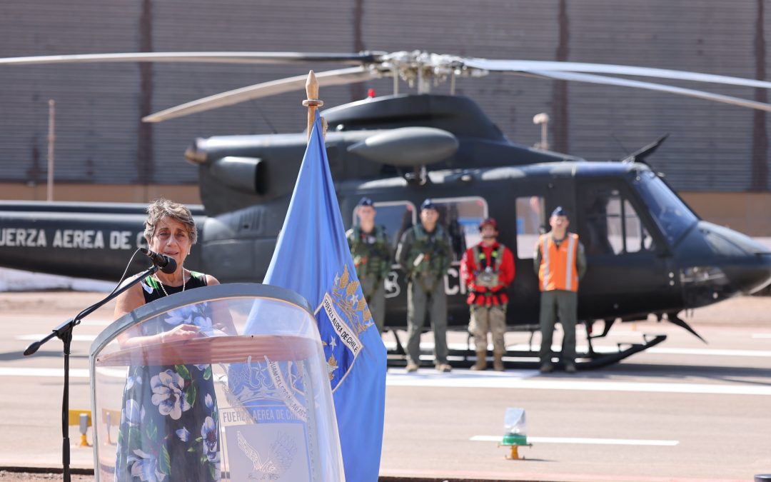 Ministra López entrega nuevo punto de posada para helicópteros de la Fuerza Aérea en Iquique