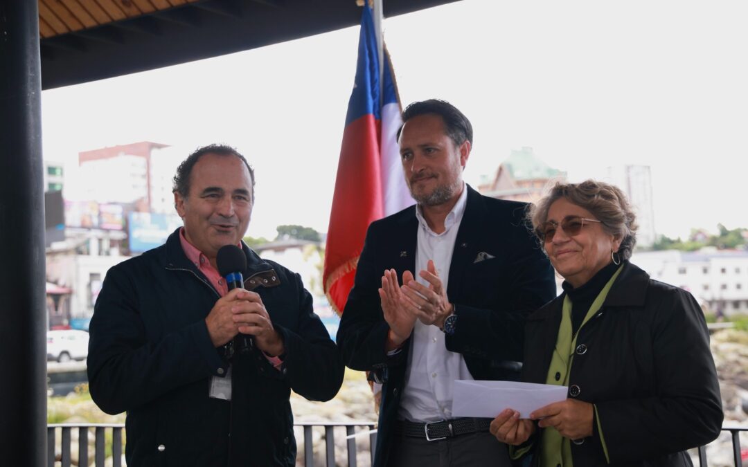 Ministras de Obras Públicas y de las Culturas, las Artes y el Patrimonio anuncian el diseño ganador del Hito Cero Ruta 7