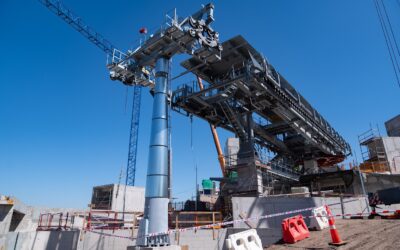 Proyecto concesionado del MOP de Teleférico Bicentenario alcanza 50% de avance total y autoridades destacan aporte a la movilidad en Santiago