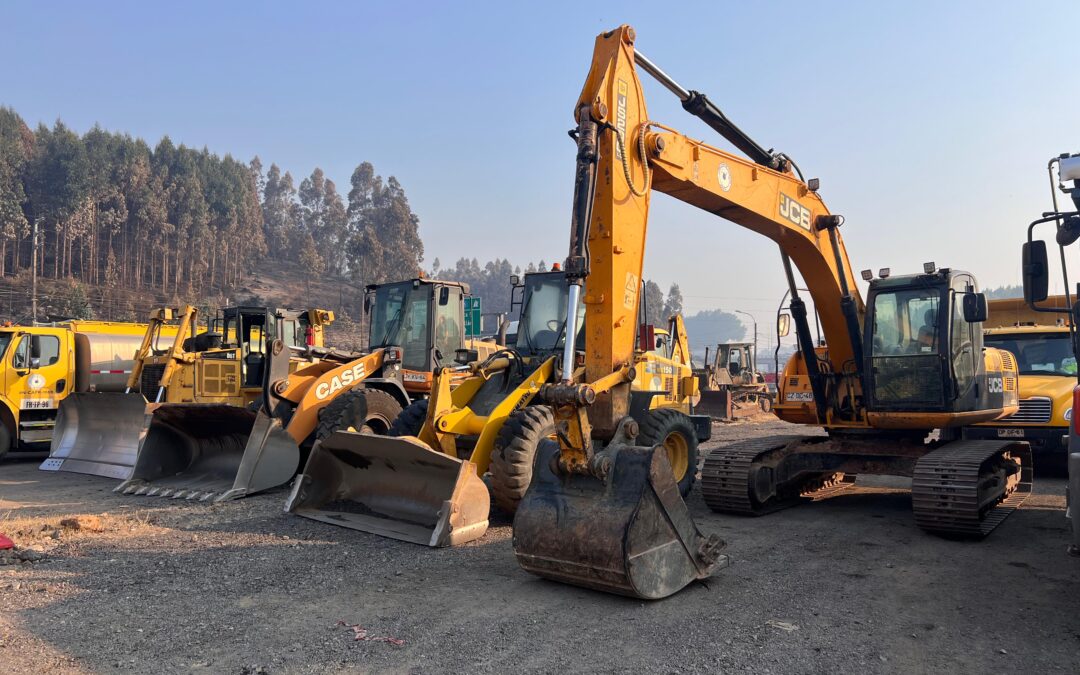 MOP inicia operativo para el retiro de escombros en comunas afectadas por incendios forestales en la Región del Biobío