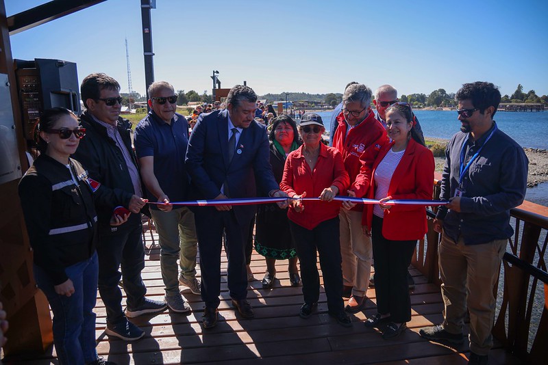 Ministra López inaugura mejoramiento en borde lacustre del Lago Llanquihue
