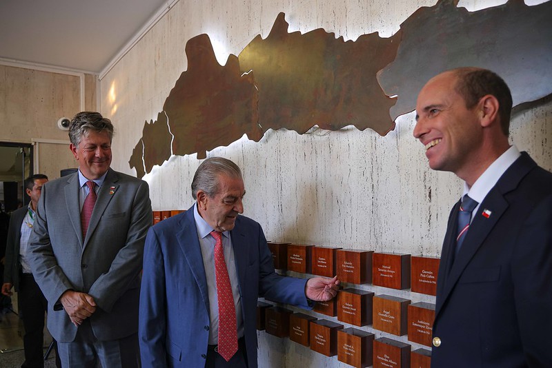 EX PRESIDENTE FREI VISITA EL MOP PARA COMPARTIR CON SUS AUTORIDADES SU VISIÓN SOBRE LAS POLÍTICAS DE INFRAESTRUCTURA Y CONCESIONES