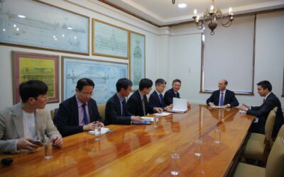 Ministro Arrau se reúne con CEO de Hyundai para abordar avances en construcción del Puente  Chacao