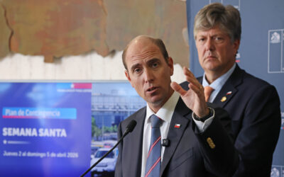 Ministro Arrau da a conocer plan de contingencia en carreteras ante masiva salida por Semana Santa: Más de 450 mil vehículos saldrán de Santiago