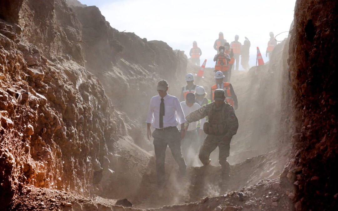 Ministro Arrau supervisa construcción de nueva infraestructura para la seguridad y la soberanía nacional en la frontera con Bolivia