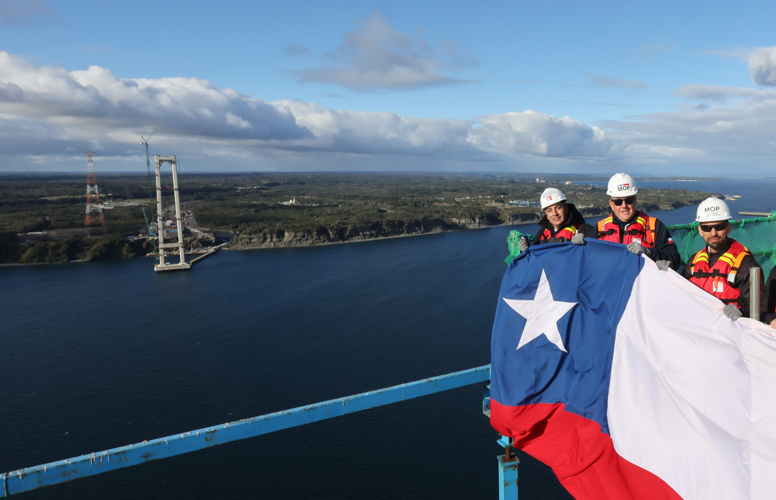Puente Chacao alcanza casi un 68% de avance y se encamina a su etapa decisiva de construcción