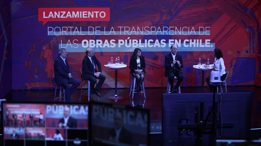 Ministro Moreno encabeza lanzamiento de portal de transparencia con información de todas las obras públicas en Chile