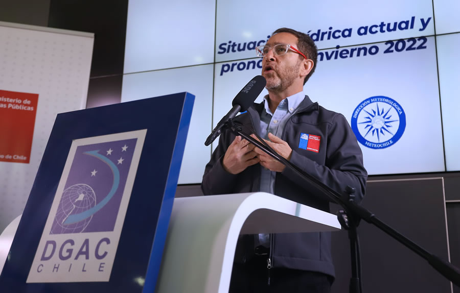 Ministro Juan Carlos García por balance hídrico: “Ni las lluvias de un día ni un mes van a paliar la crisis hídrica que vive el país”