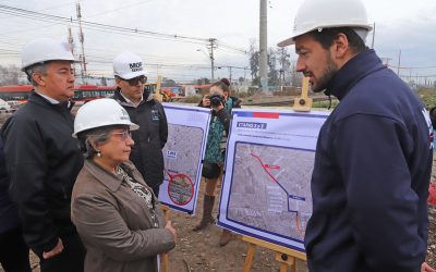 Ministra del MOP, Jessica López, anuncia licitación de solución definitiva a los desbordes del Canal Santa Marta de Maipú por más de $11 mil millones